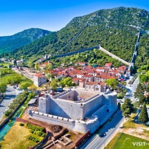 Ston-6058d0c8987a8796194773_huge