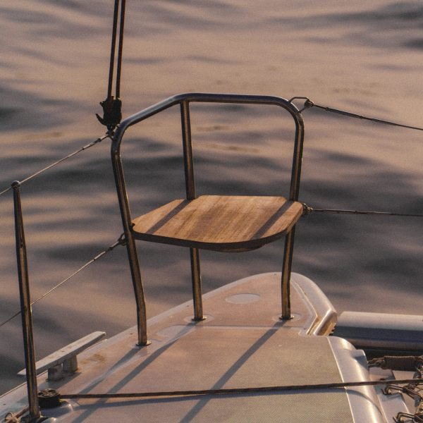 pirate-s-eye-oz2_R-IfsOo-unsplash